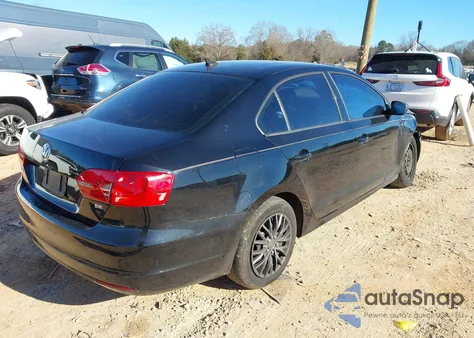 2014 Volkswagen Jetta 1.8T Se z USA, uszkodzony, nr VIN 3VWD17AJ2EM219560